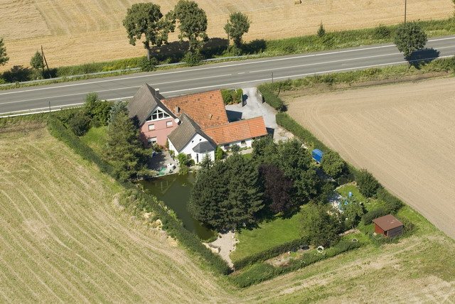 Luftbild von Haus und Garten in Hamm